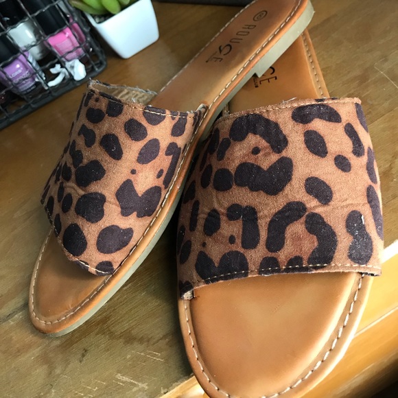 Sandals - Picture 3 of 3